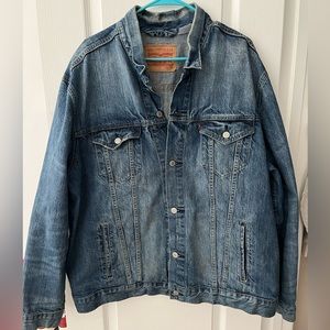 Men's Levi Strauss &Co. denim bomber jacket size XXL